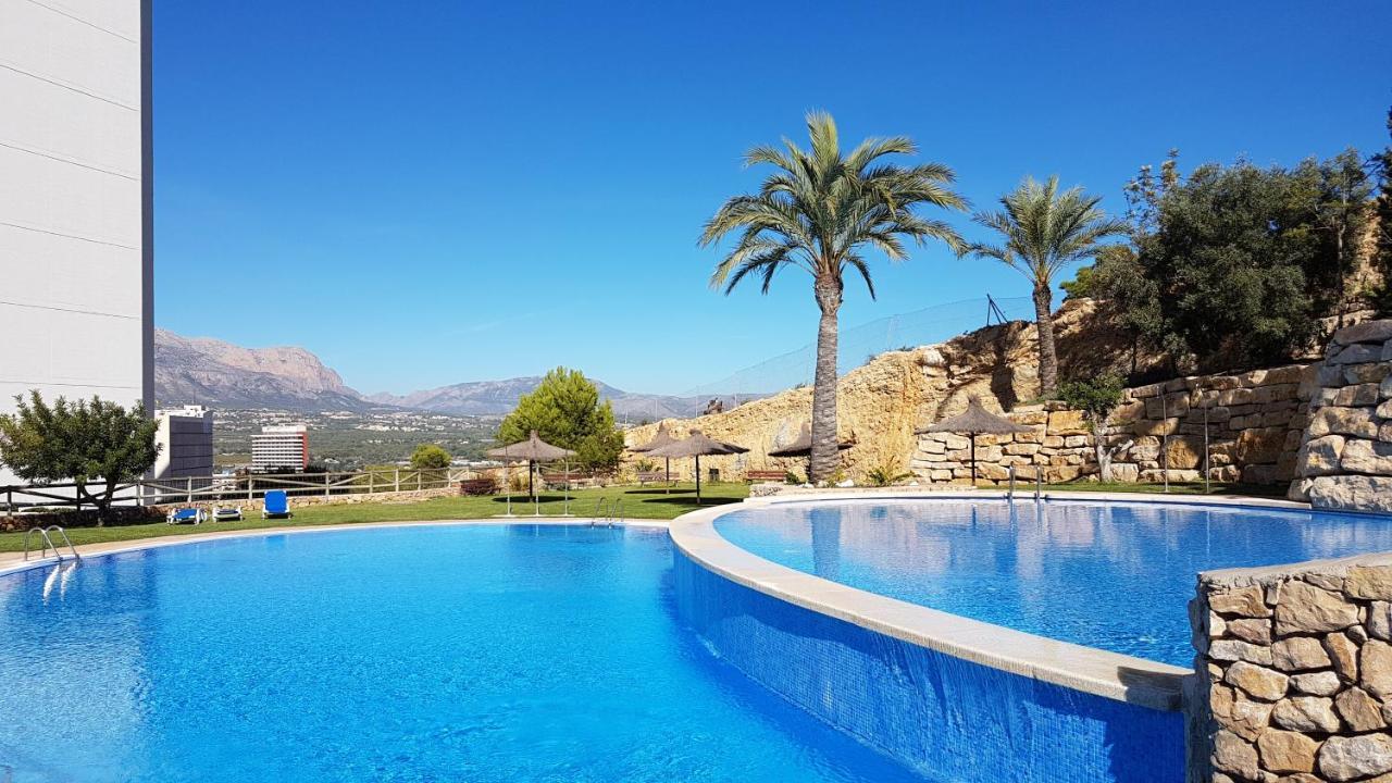 Highrise Apartment With Stunning Views From Private Balcony 85 Benidorm Buitenkant foto